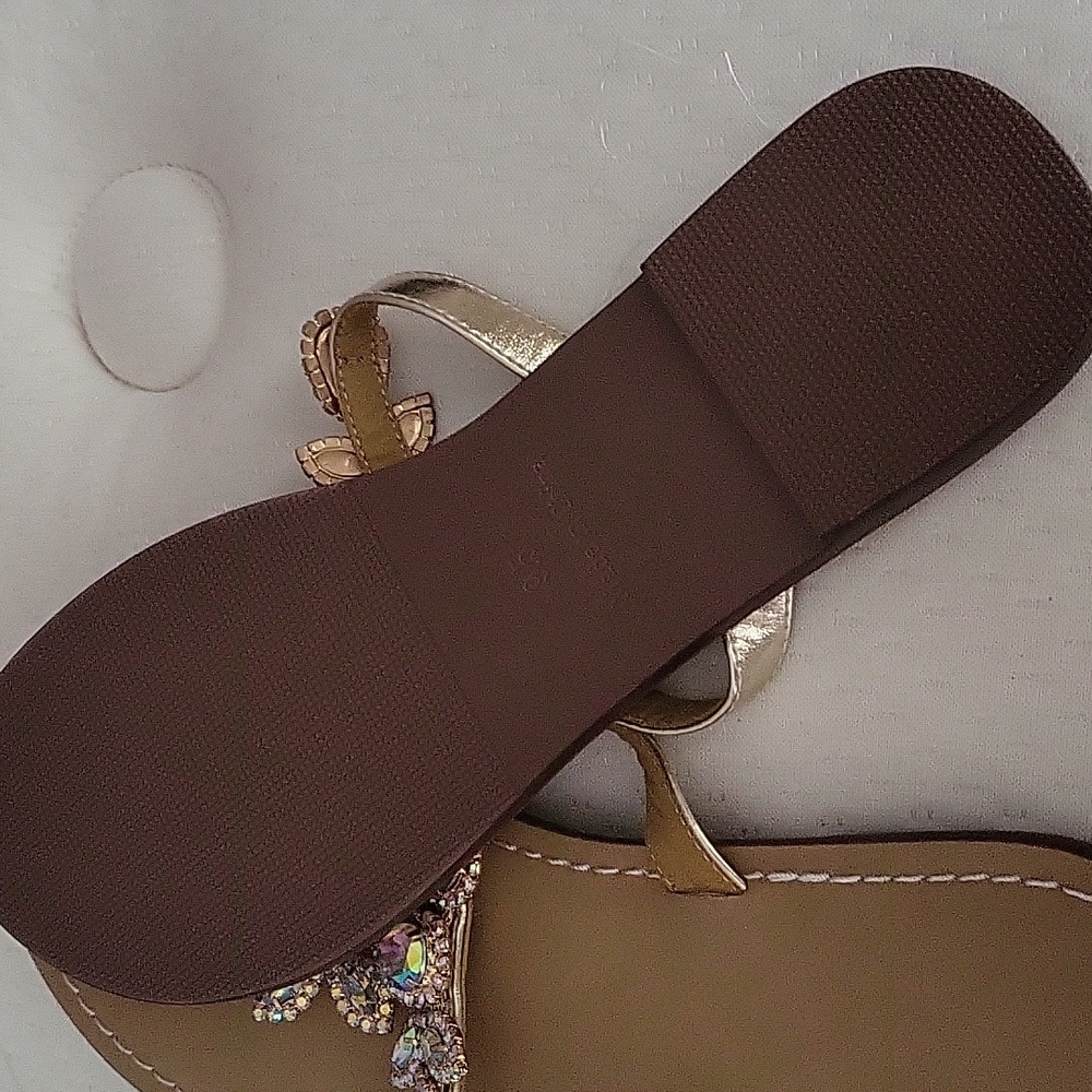 Sandals - Picture 2 of 3